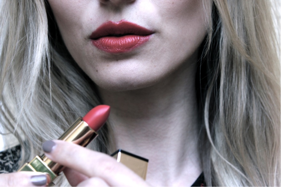 red lipstick 2